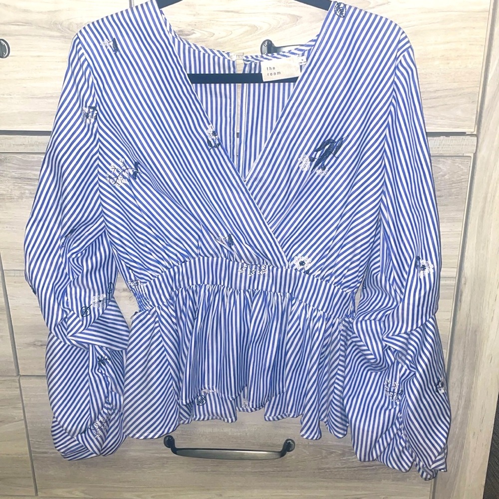 Light weight ruffle blouse